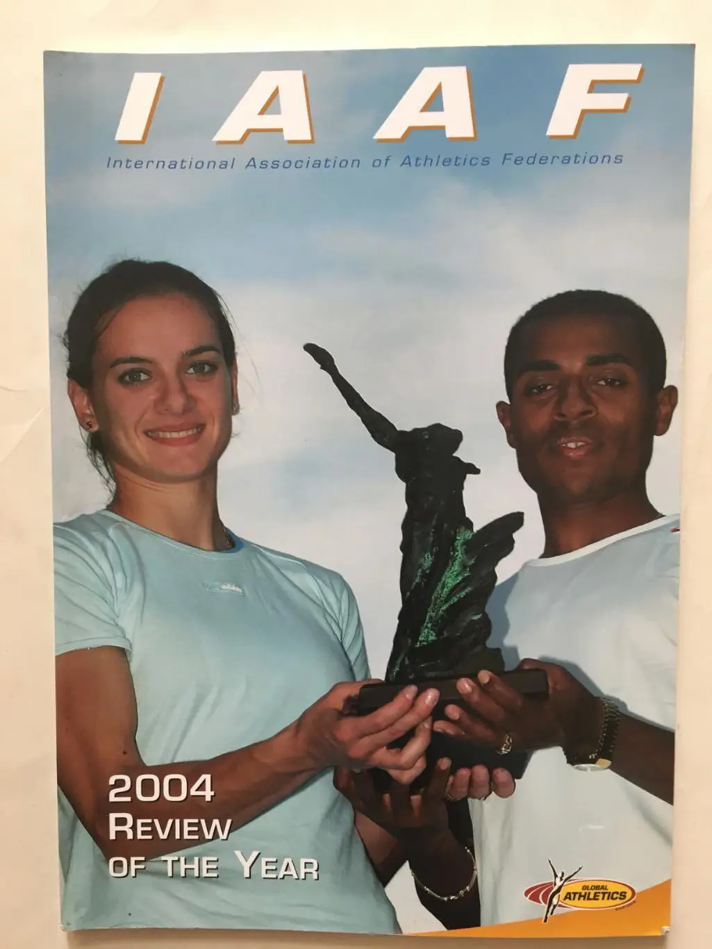 Легкая атлетика журнал ИААФ 2004