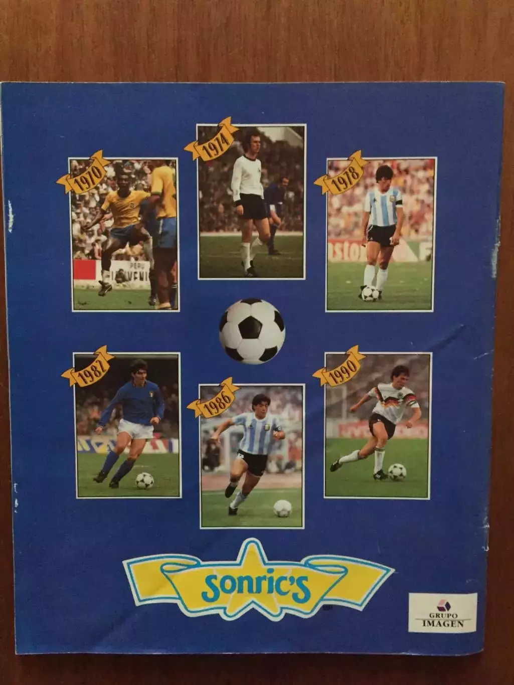 Альбом Панини Чемпионаты мира история 1970-1990 7