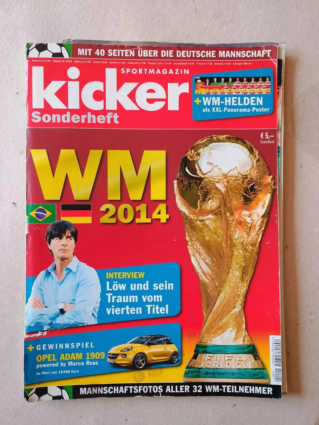 Kicker WC 2014- повреждена обложка журнала