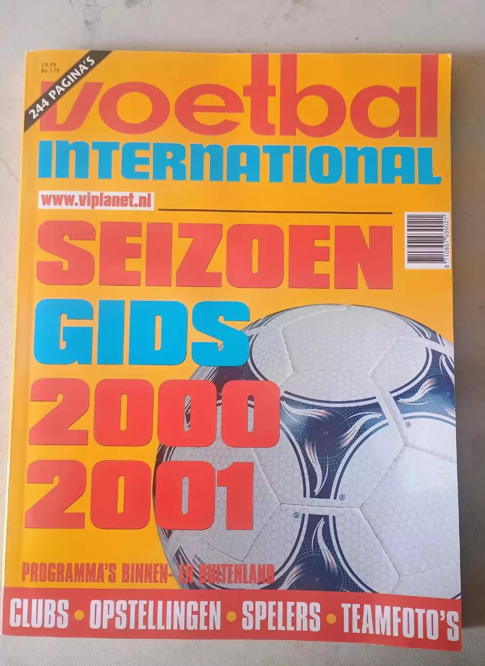 Voetbal International 2000/01