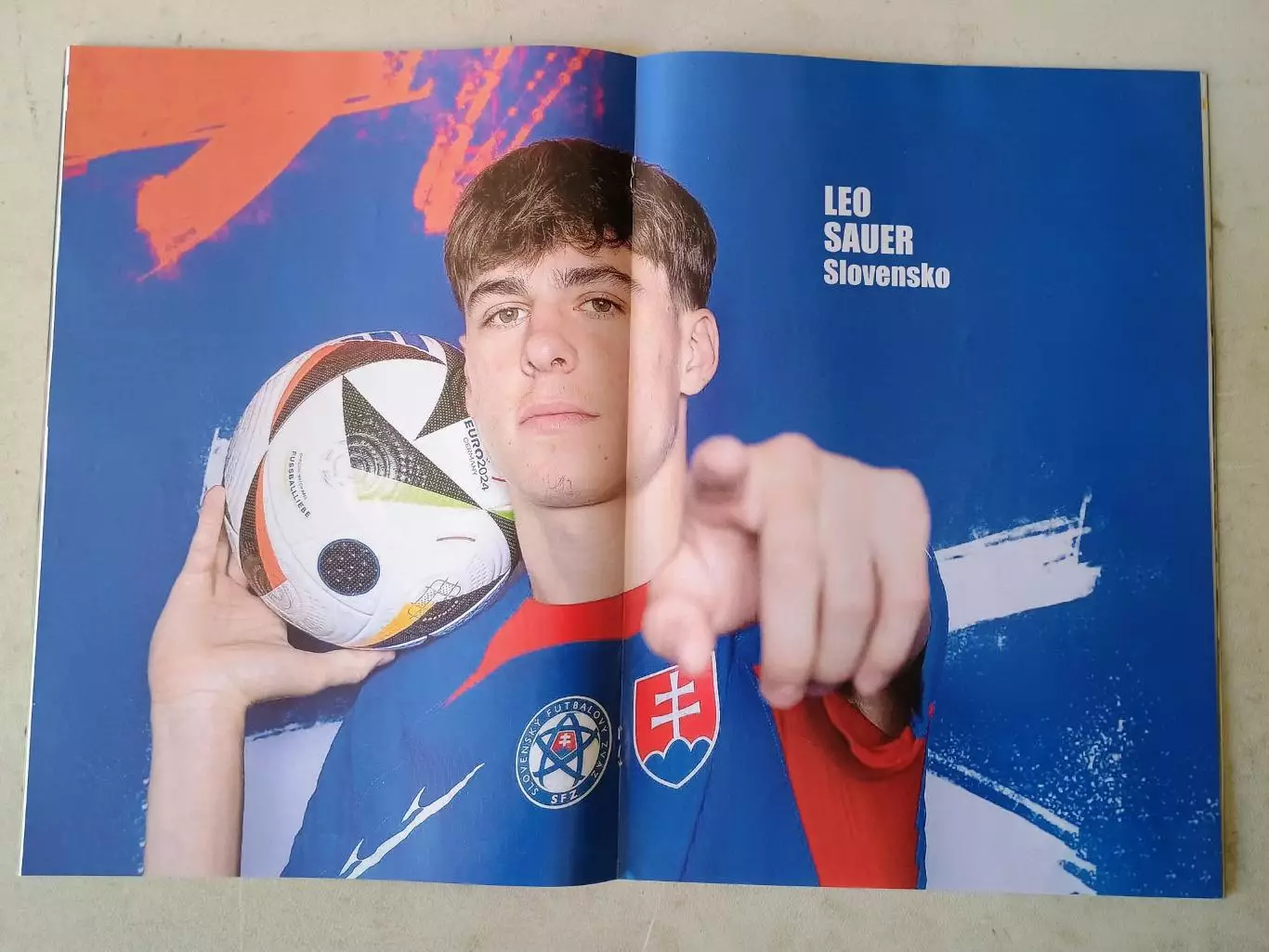 Futbal magazin 10/2025 2