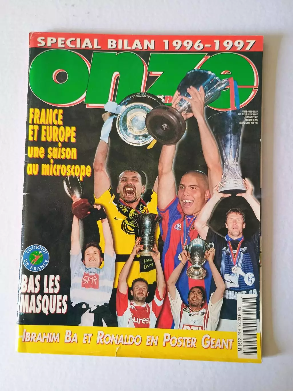 Onze mondial HS n. 25/1997- отсутствует плакат А1