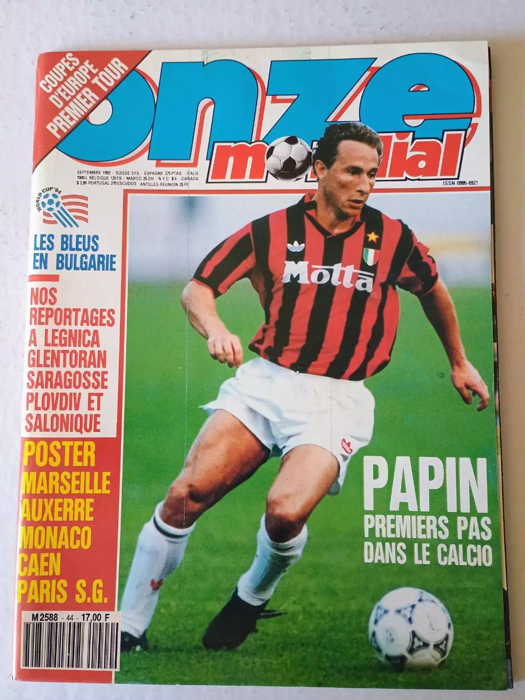 Onze mondial n.44/ 1992-отсутствует плакат A2.