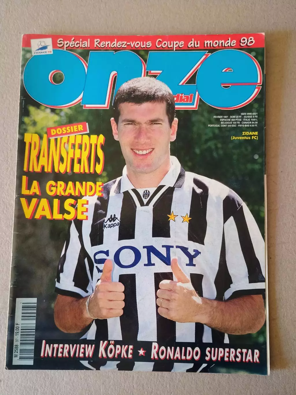 Onze mondial n.97/ 1997-Отсутствуют карты Onze + poster A2