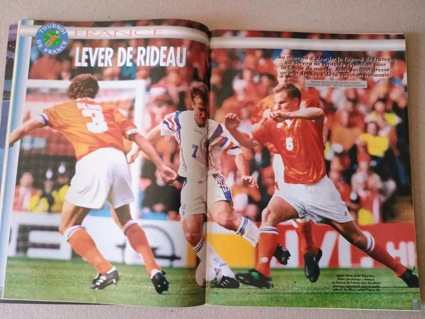 Onze mondial n.101/1997 -отсутствует плакат A2, 3