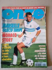 Onze mondial n.104/ 1997-Отсутствуют карты Onze + poster A2.