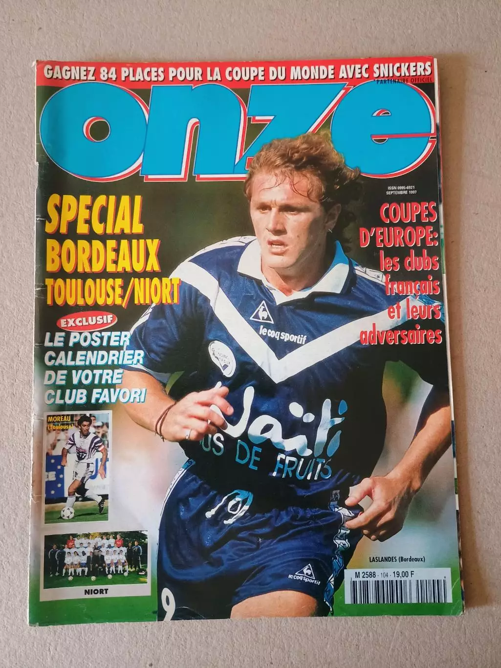 Onze mondial n.104/ 1997-Отсутствуют карты Onze + poster A2..