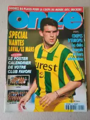 Onze mondial n.104/ 1997-Отсутствуют карты Onze + poster A2.....