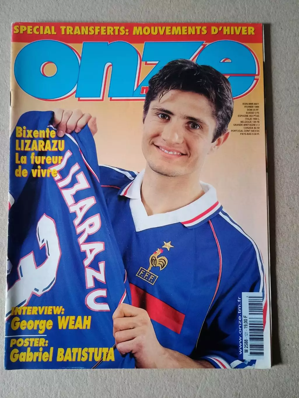 Onze mondial n.121/ 1999-Отсутствуют карты Onze + poster A2..