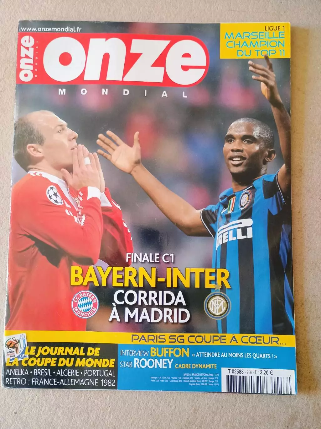 Onze mondial n.256/ 2010- отсутствуют карты Onze