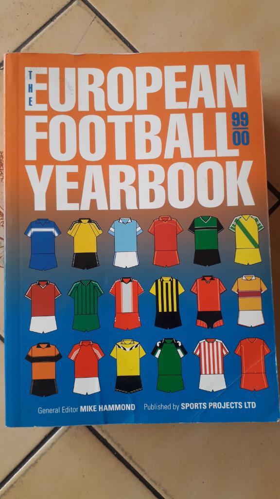 European Football Yearbook 99/00