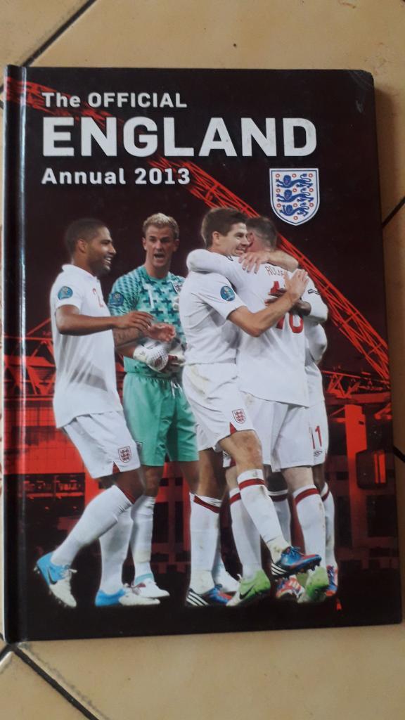 The OffIcial England Annual 2013
