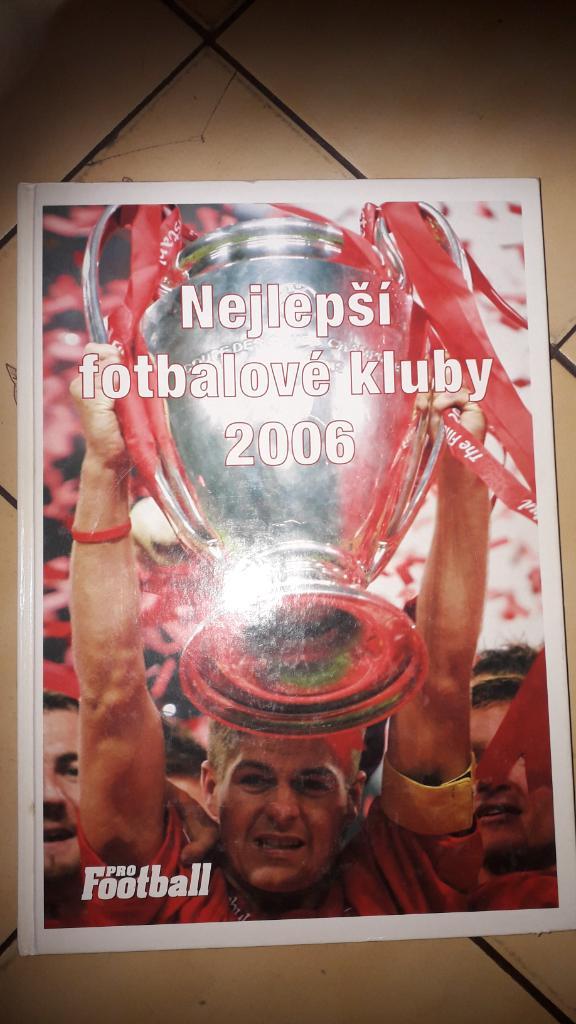 Книга Лучшие футбольные клубы 2006