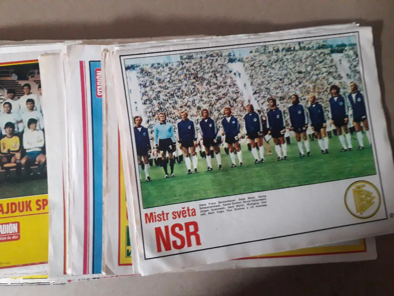 205 постеров из журнала Stadion. 1