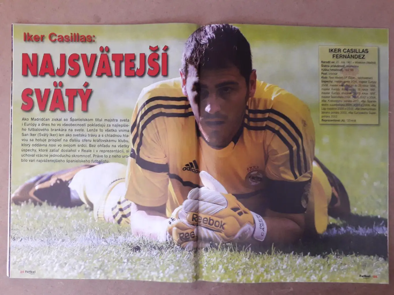 Словацкий Futbal magazin 11/2011 1