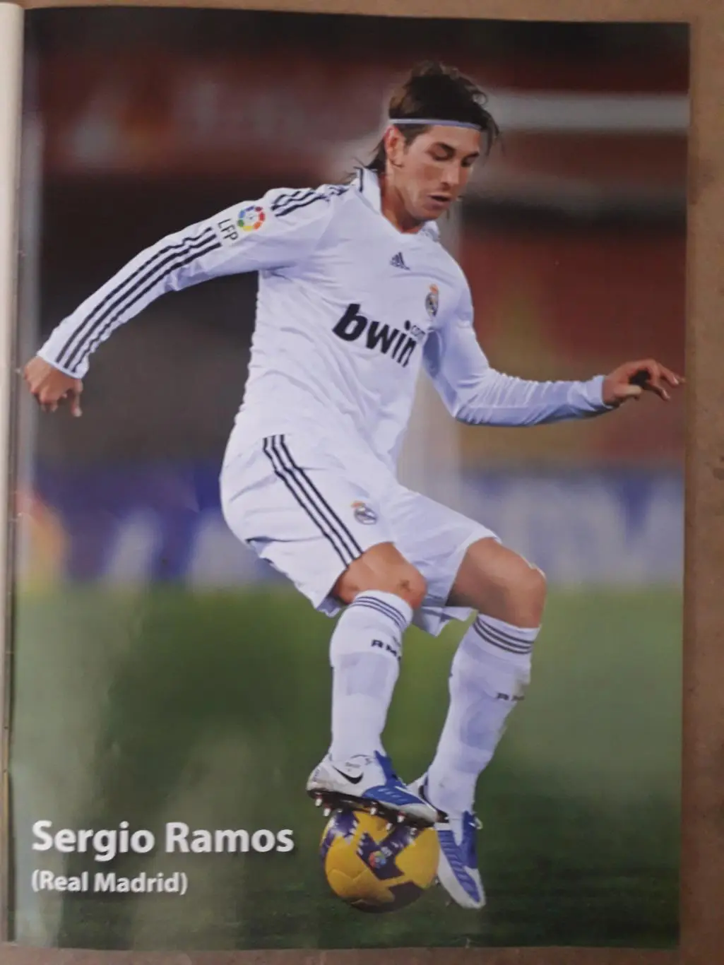 Словацкий Futbal magazin 2/2012 5