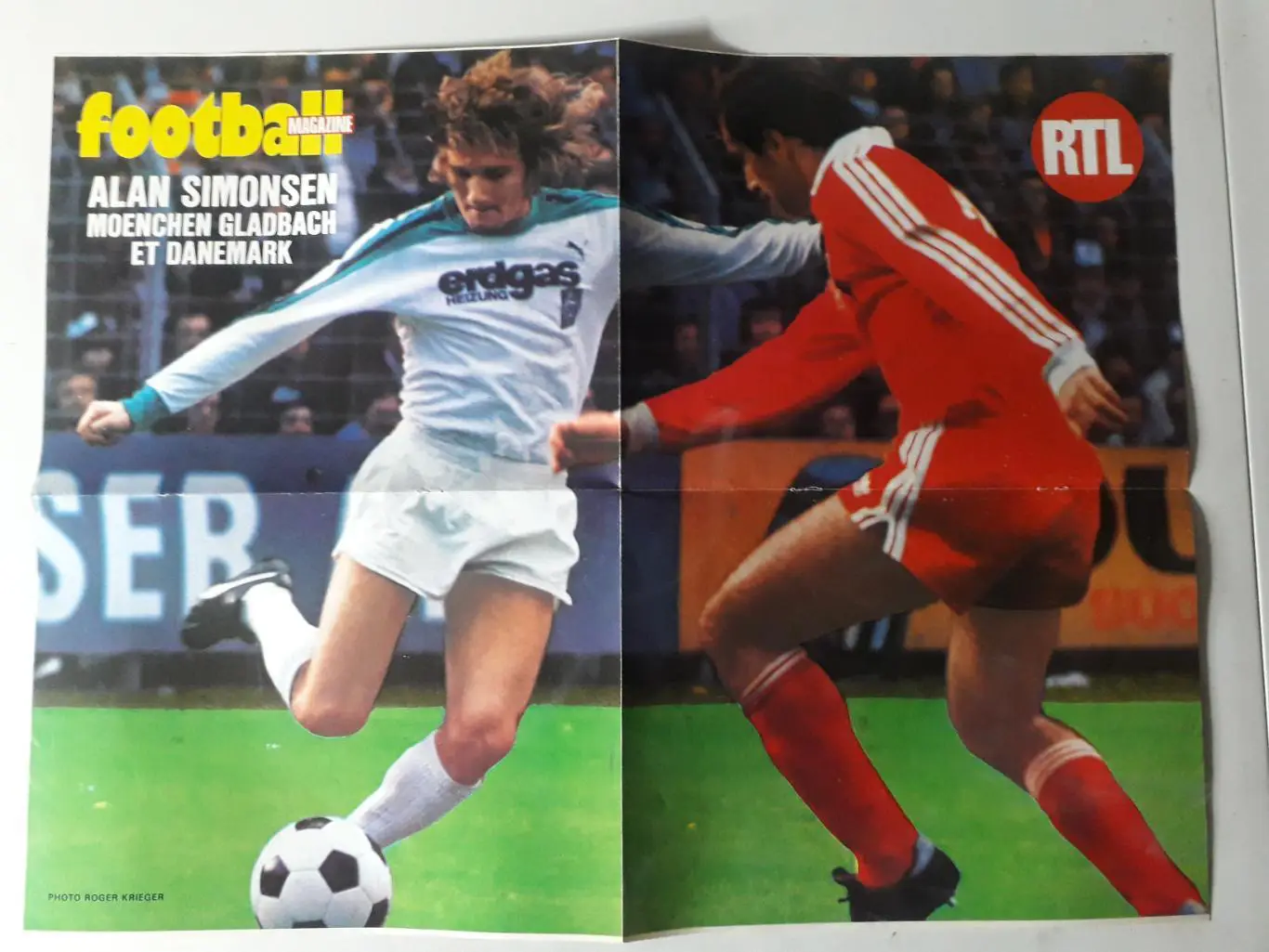 Football magazine nr.218/1977 plus A2 poster 3