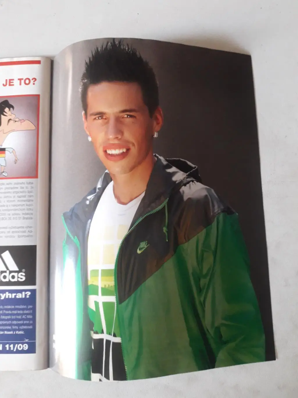 Futbal magazin 11/2009 6