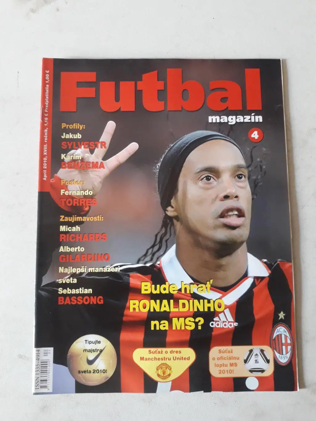 Futbal magazin 4/2010