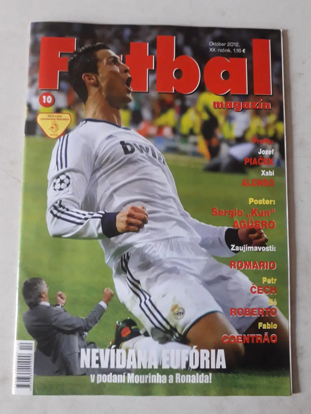 Futbal magazin 10/2012