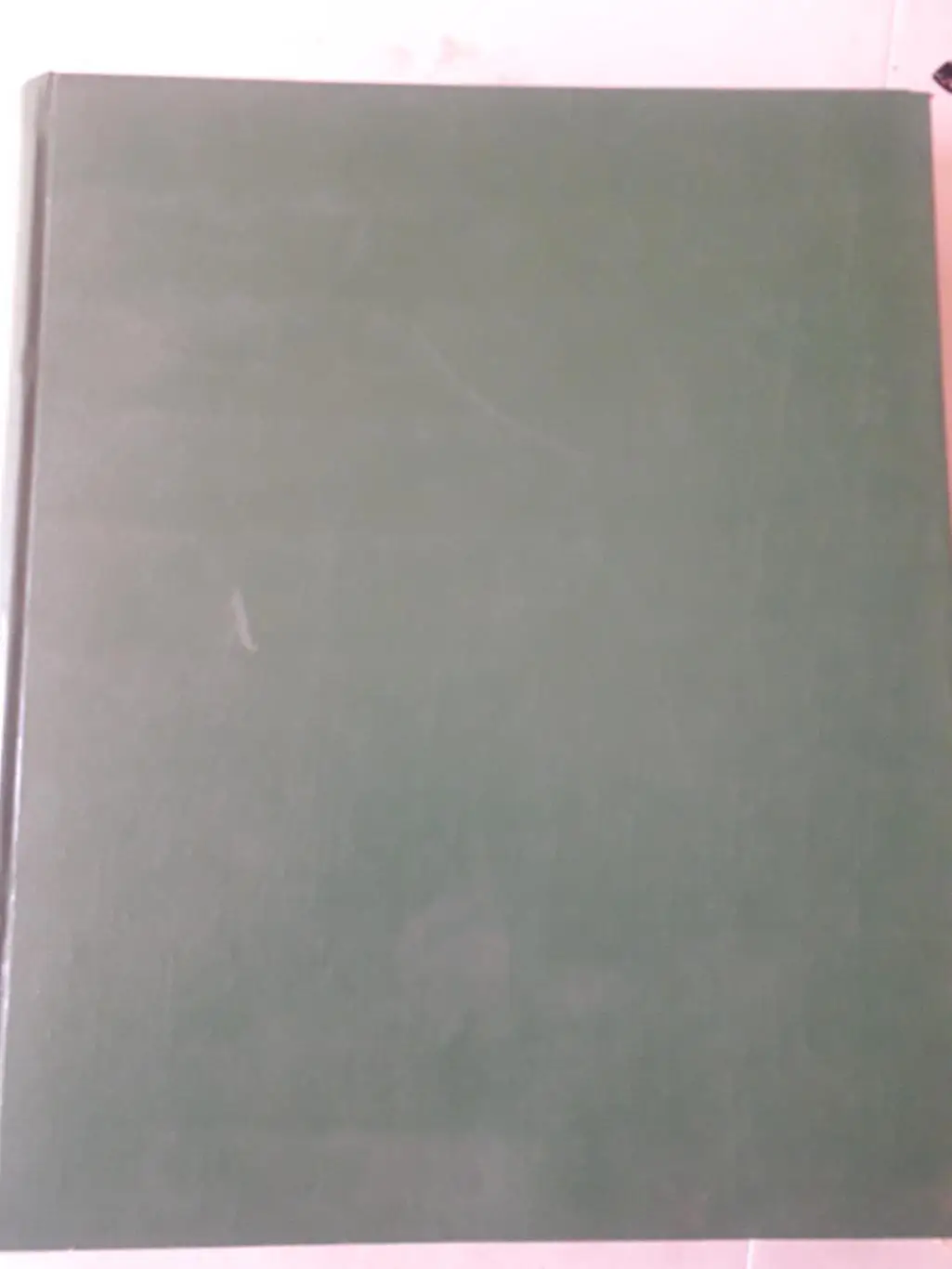 Журнал Стадион 1972 г. в книге, выпуски с 1 по 52 плюс три специальных выпуска.