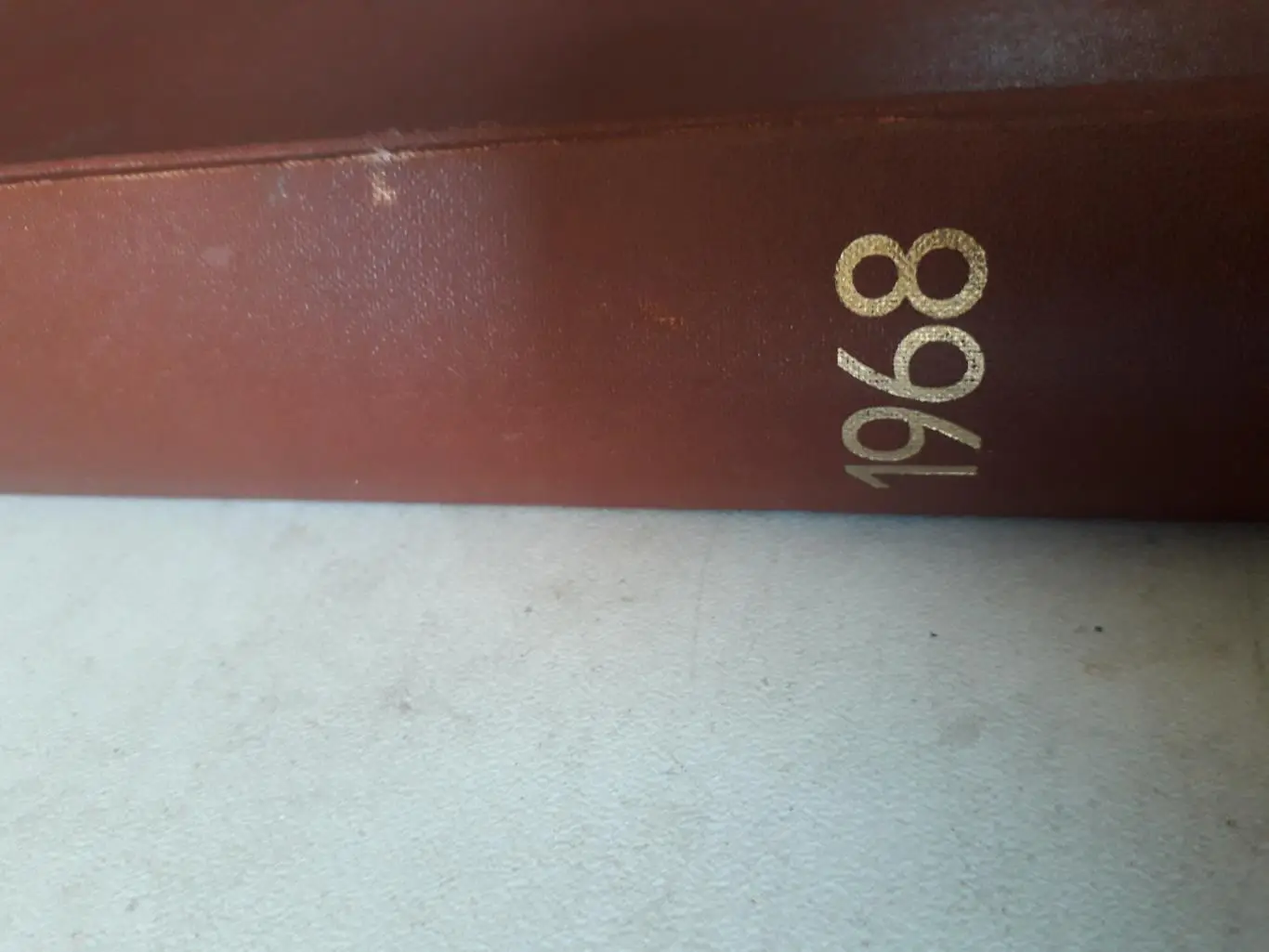 Журнал Стадион 1968 г. в книге, выпуски с 1 по 52 плюс 2 специальных выпуска. 1