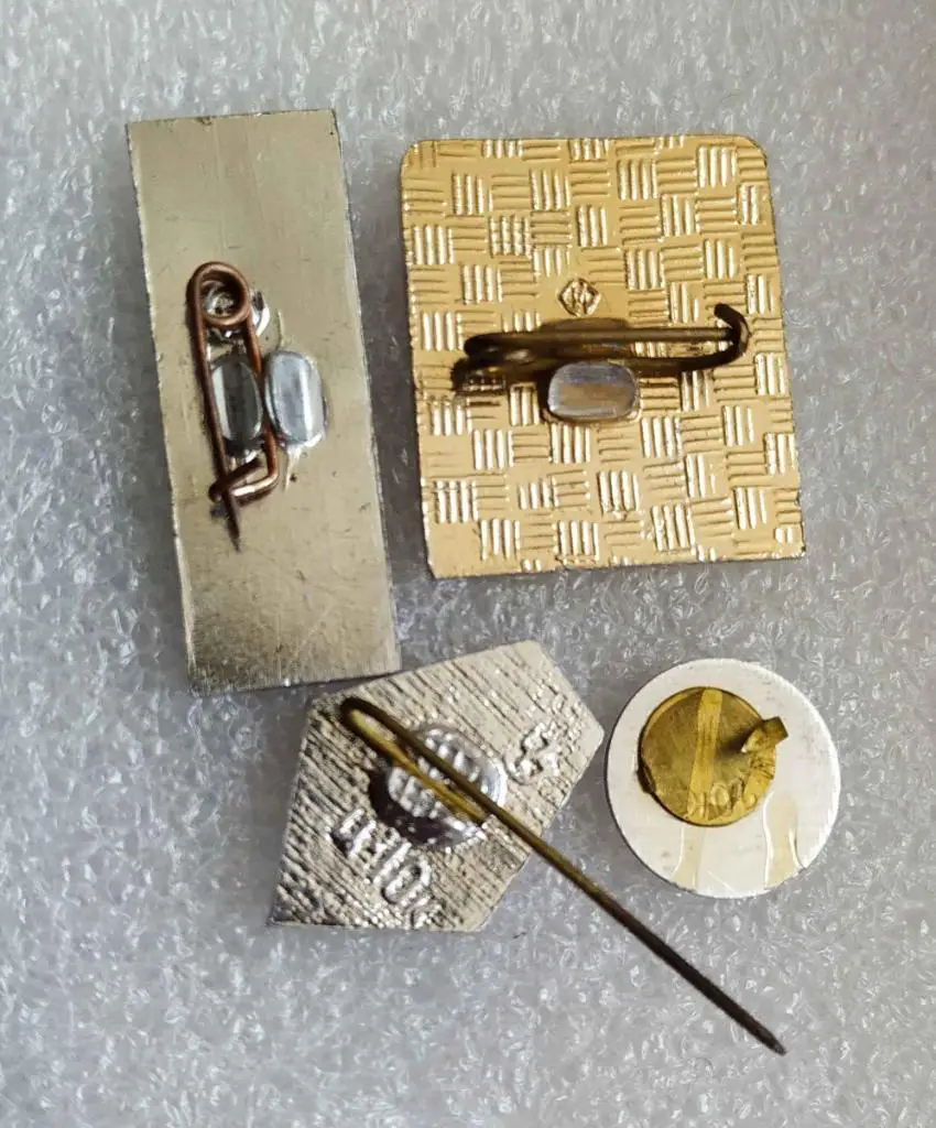 Гребля на байдарках и каноэ. Набор 4 значка 1