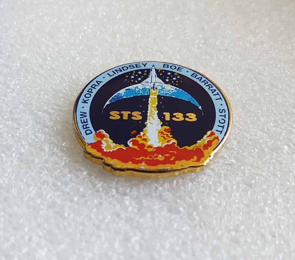 Космос. NASA Shuttle__миссия STS-133_тяжмет_редкий 3