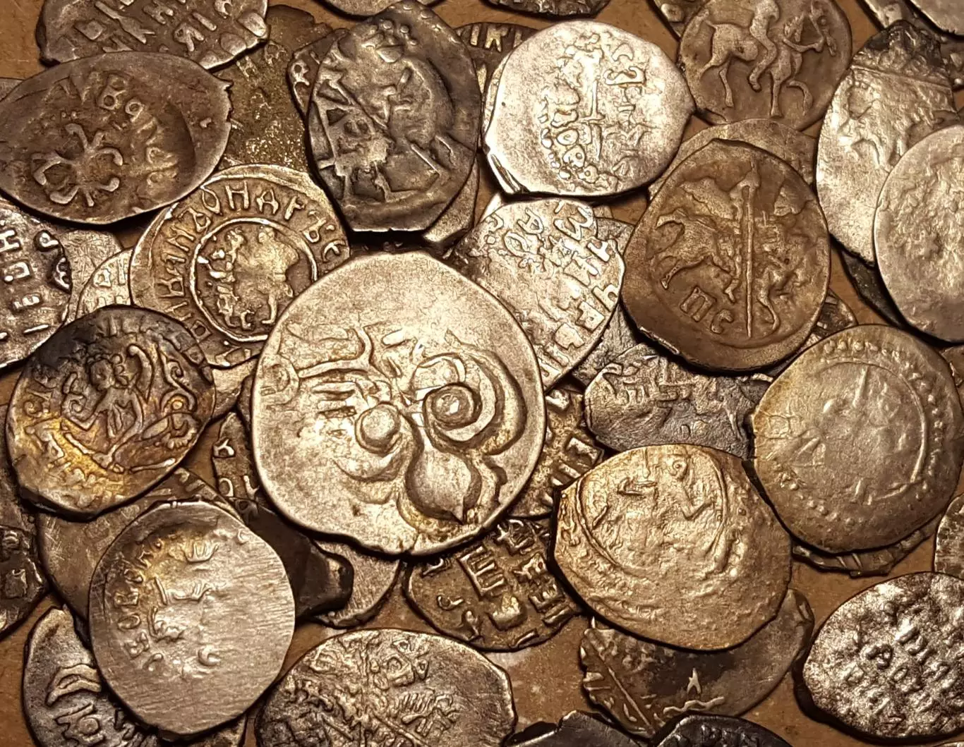 80 шт. Чешуя Можайское Иван Андреевич Борцы Денга новгород Сцена оммажа.Рязанка, 6