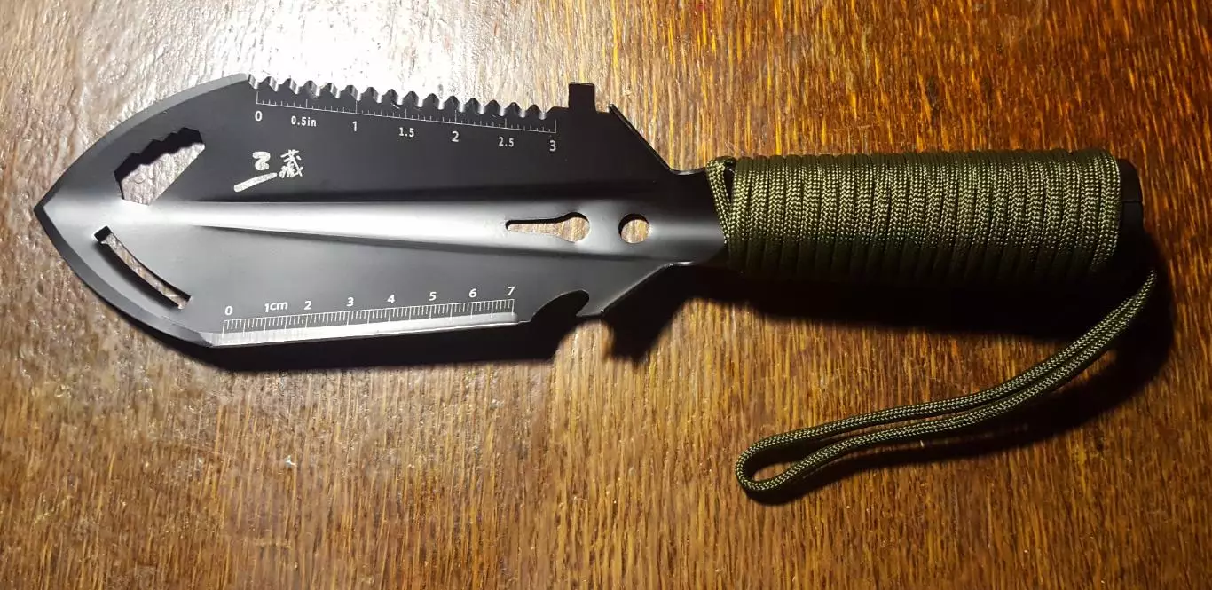 Лопата туристическая многофункциональная