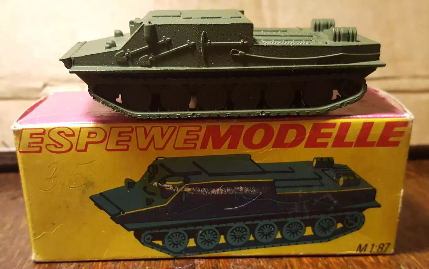 СССР. ГДР.Военная техника тягач panzer В коробке 1970 - 1979гг. №2 5