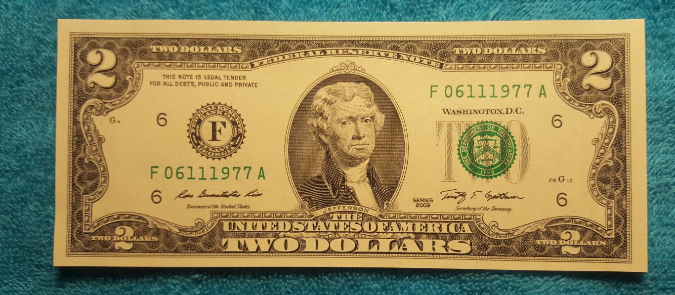 2$ доллара 2009 г. UNC Номер - Год рождения 1977г