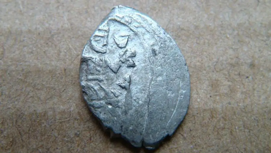 №14. ЧЕШУЯ Даниил Борисович (1423-1429), петух/ князь на троне с чашей и мечом