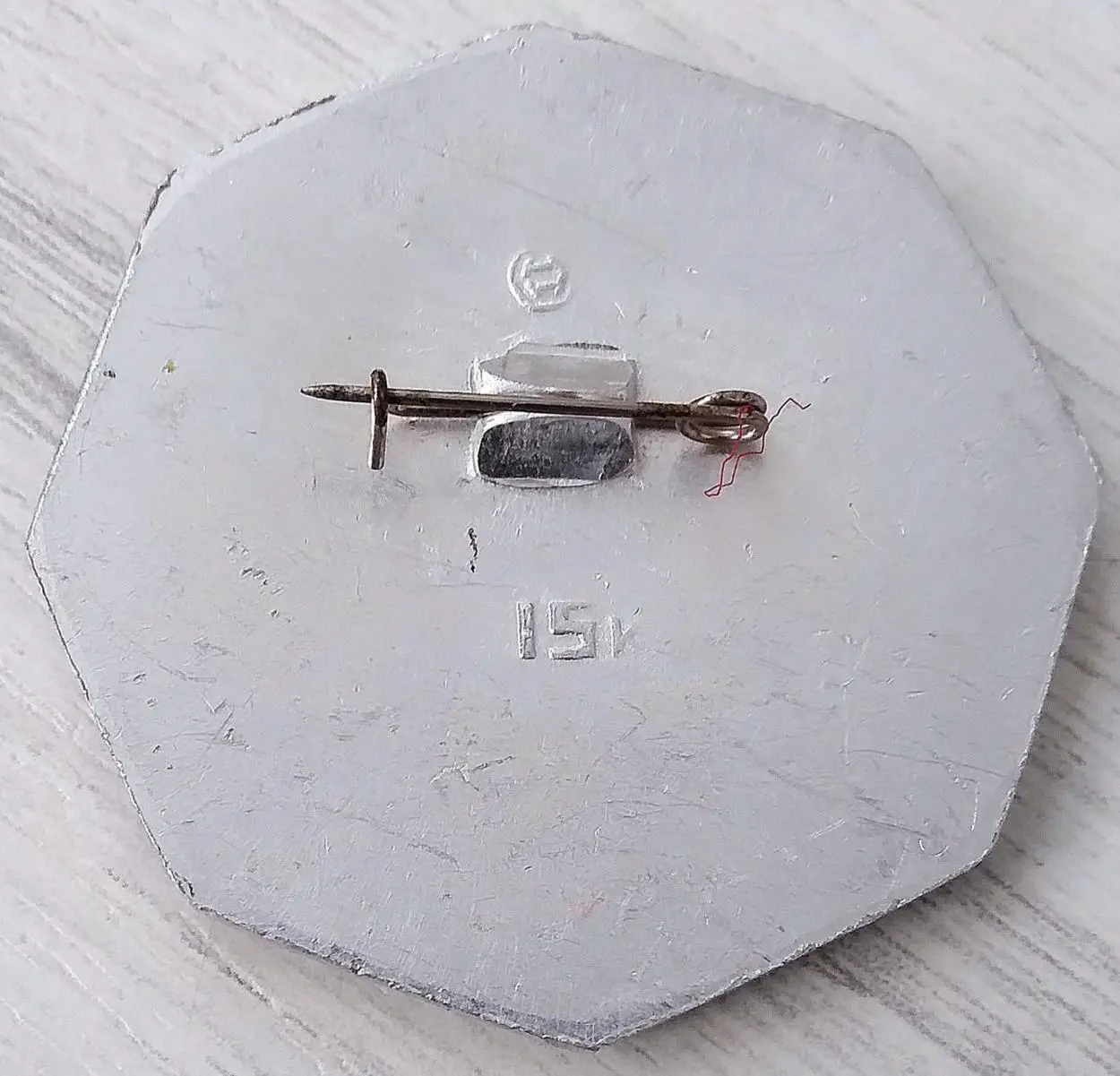 Значки Снеговик. Приз газеты Известия. Хоккей. 1