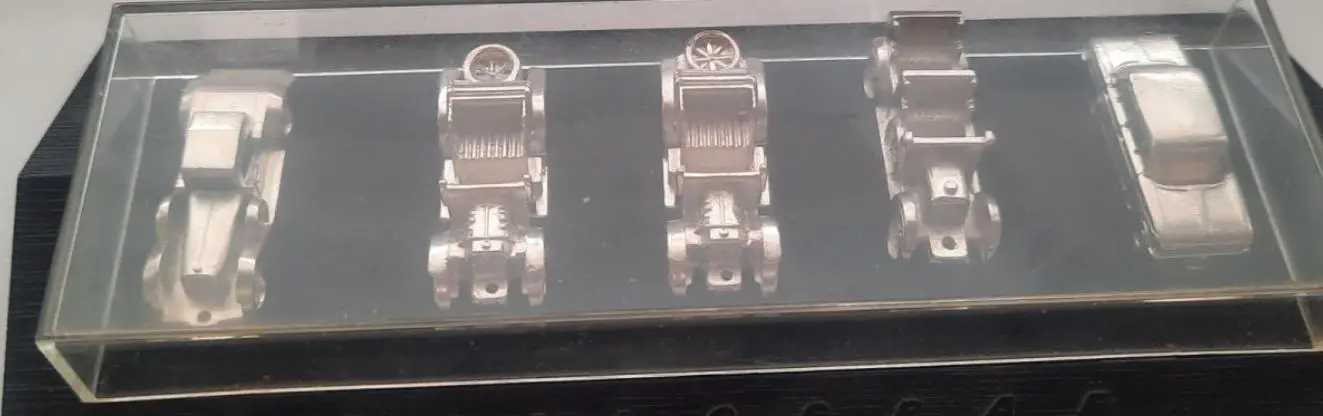 Набор..брелков. автомобили. СССР. 1