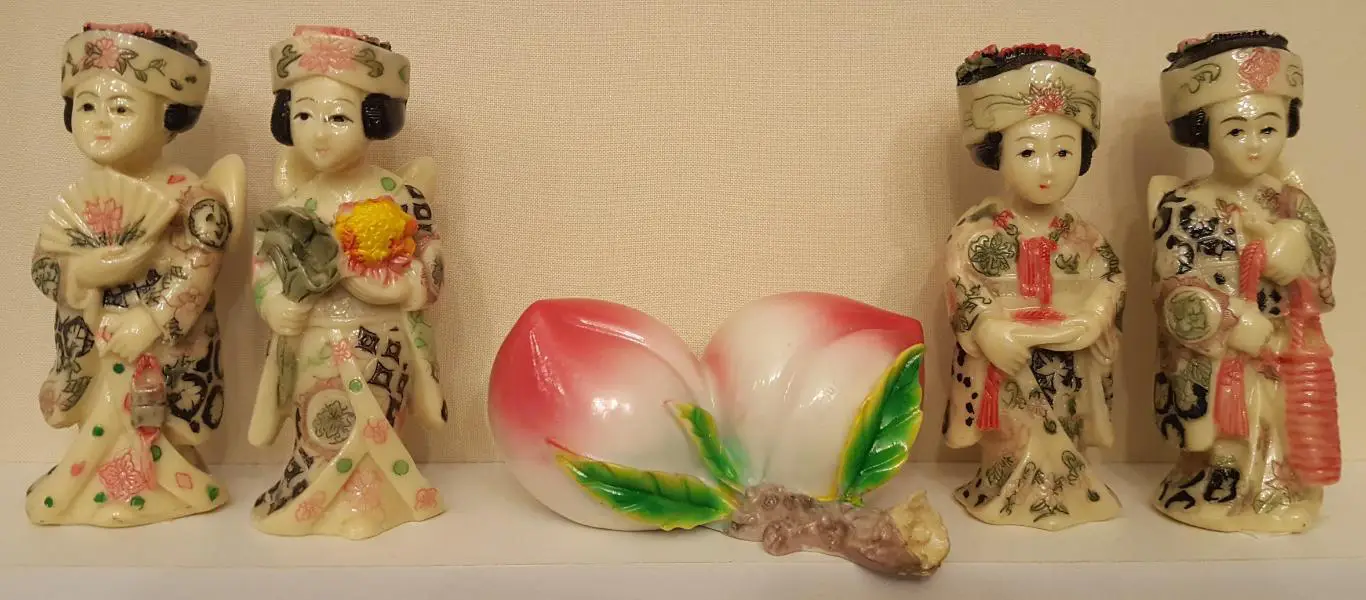 Нэцкэ комплект девочки + перецредкие. ИЗ КОЛЛЕКЦИИ