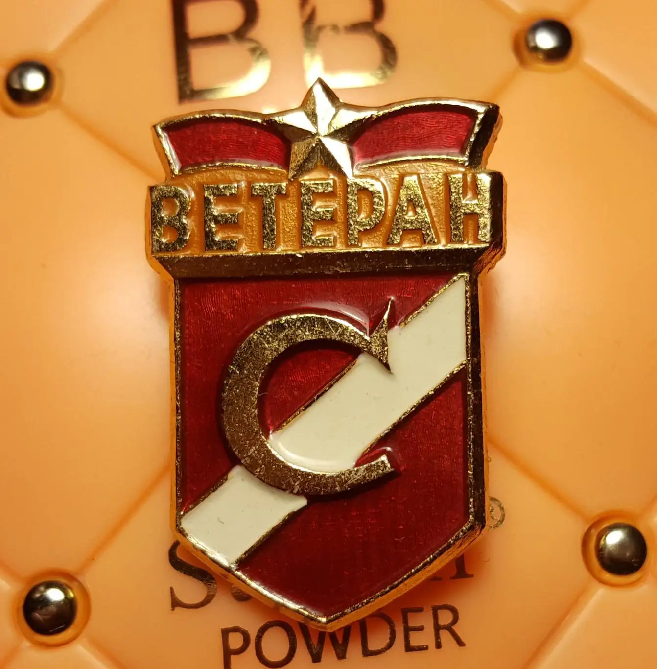 ЗначкиСпартак ветеран редкий.