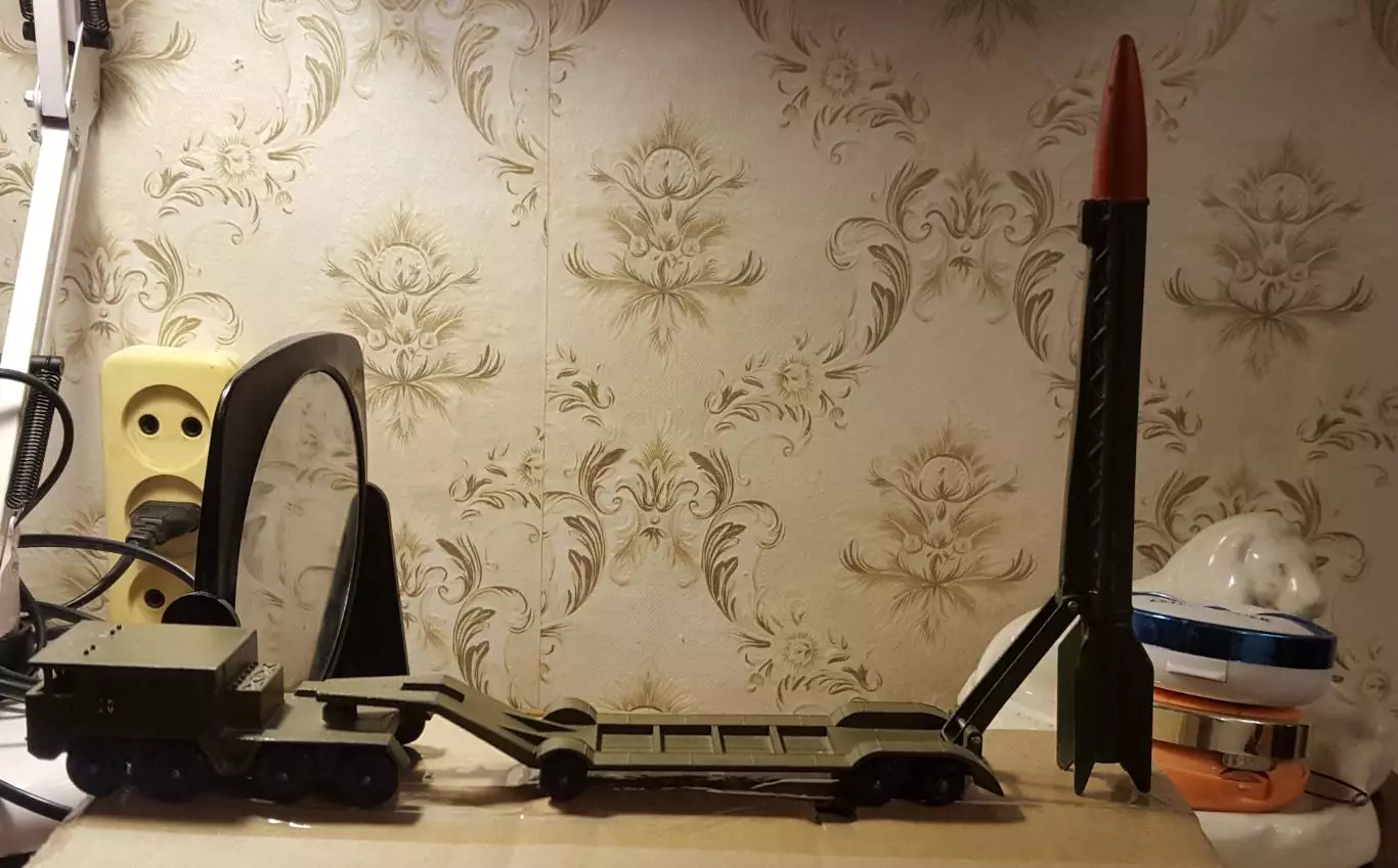 СССР. Военная техника..ТЯГАЧ С РАКЕТОЙ 2