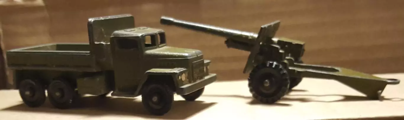 СССР. Военная техника..ПУШКА ПОЛЕВАЯ (С ДЛИННЫМ СТВОЛОМ) Машина урал2