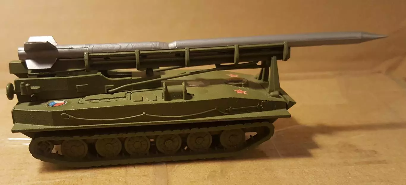 СССР. МОДЕЛЬ ГДР.Военная техника. Тягость с ракетой Редкая.