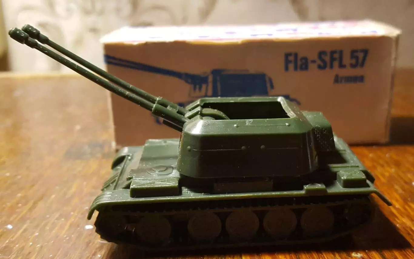 СССР. ГДР. В КОРОБКЕ. Военная техника Танк 1970 - 1979 Редкость 2