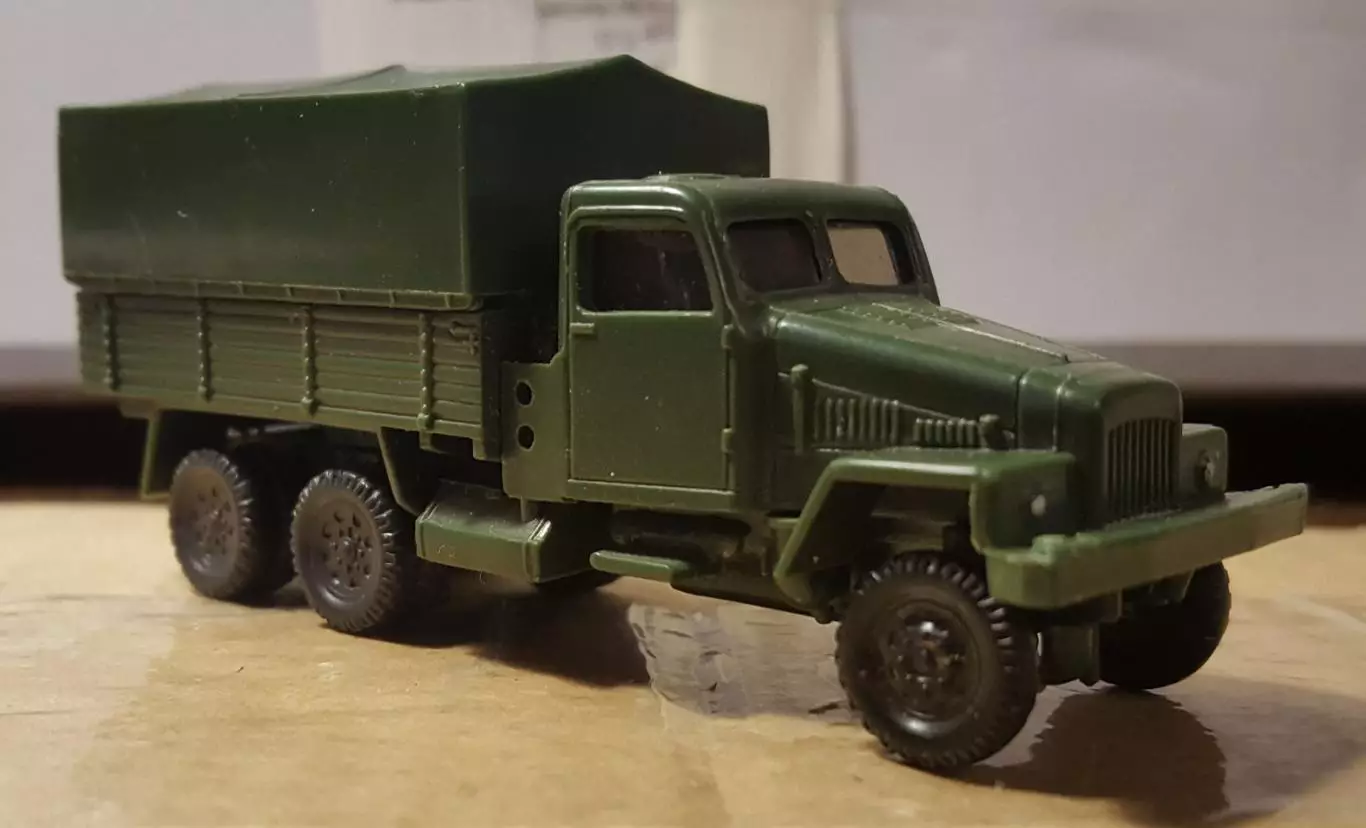 СССР. МОДЕЛЬ ГДР. Очень редкая Военная техника. Грузовик. 1
