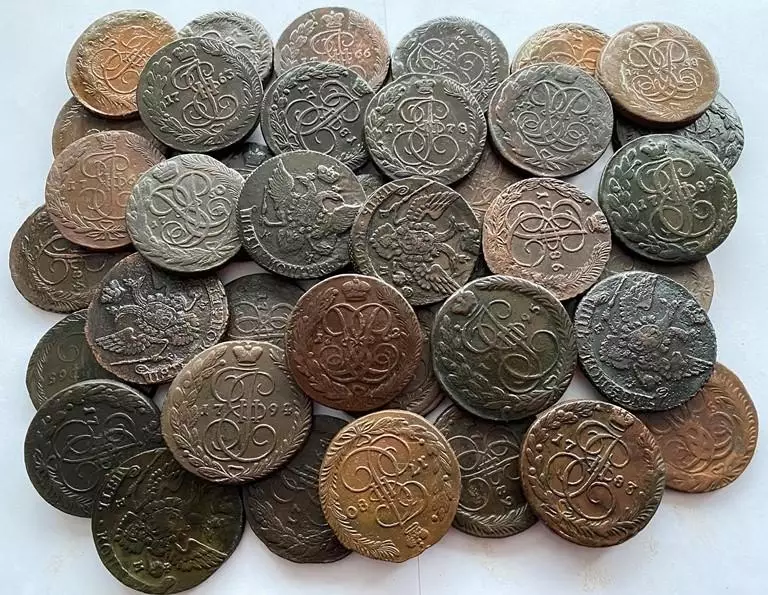 39шт. Пятаков Без повтора. от Елизаветы до Екатерины 1758 - 1796гг. Есть редкие.