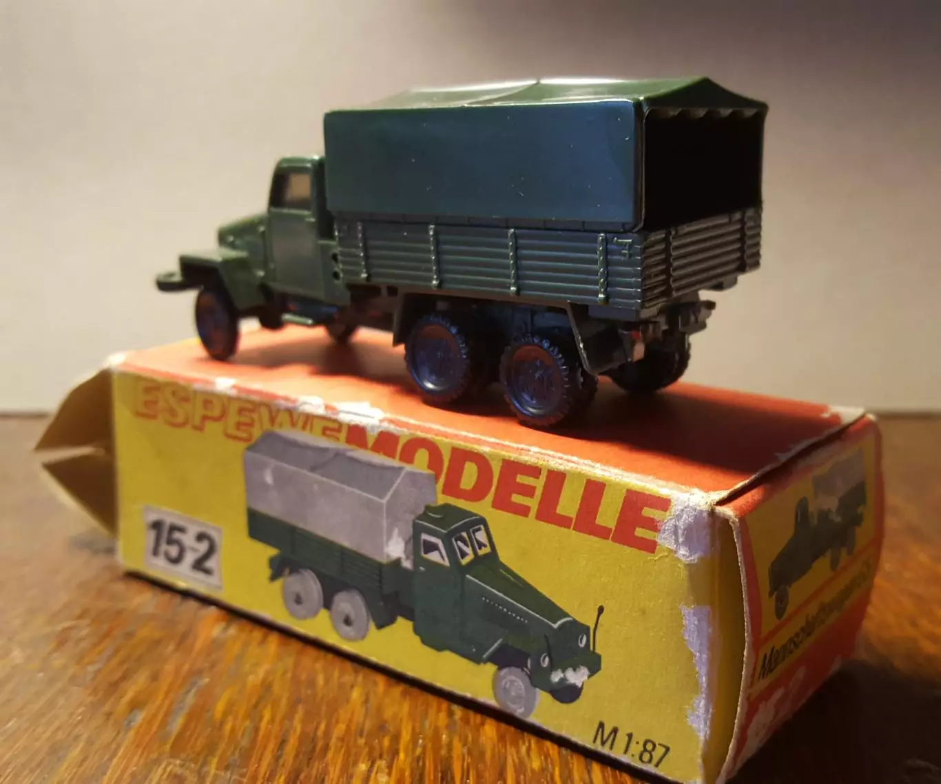 №2. .СССР. МОДЕЛЬ ГДР. Очень редкая Военная техника. Грузовик. 1