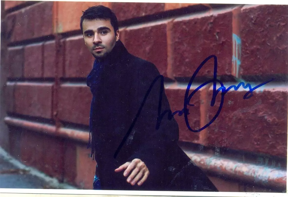 Масюков Руслан Фото с подписью. автограф оригинал