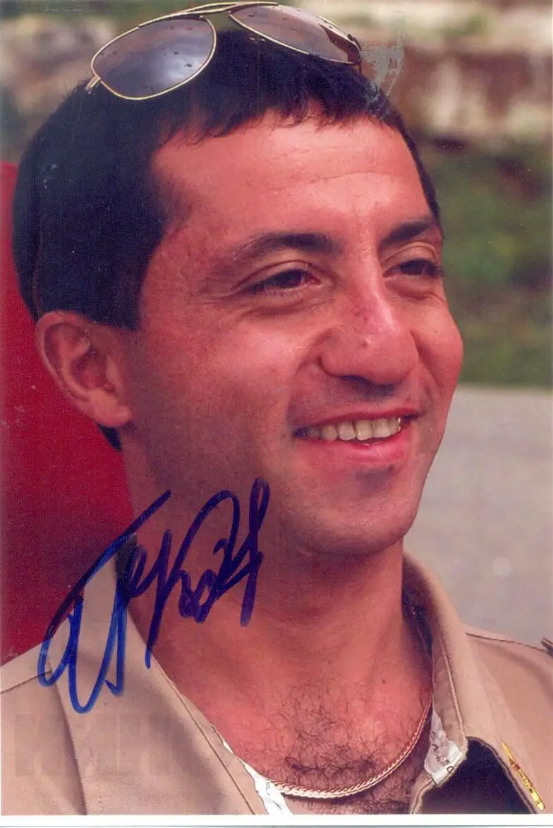 Гаспарян Игорь .Фото с подписью,автограф оригинал