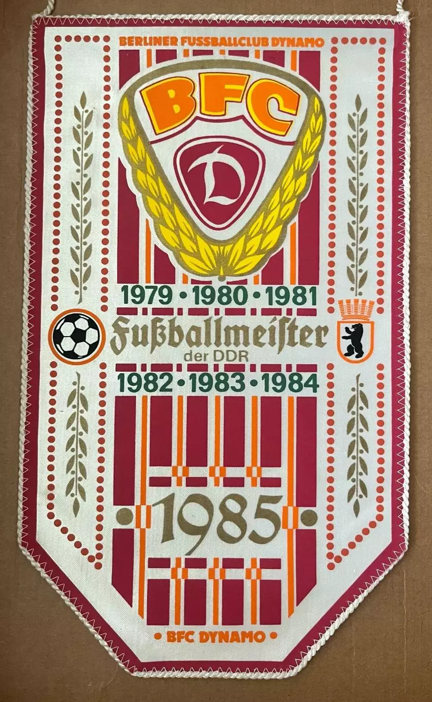 Вымпел ФК Динамо Берлин ГДР Германия 1985