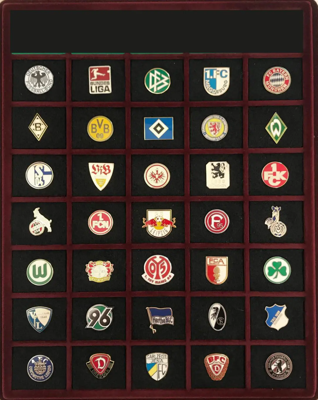 Знаки лого футбольные клубы Германия 110 штук