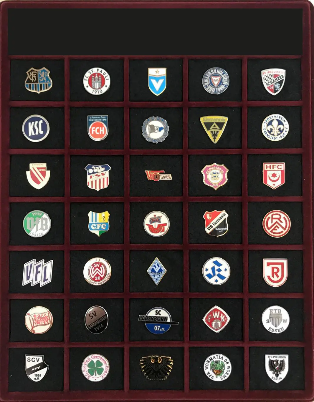 Знаки лого футбольные клубы Германия 110 штук 1