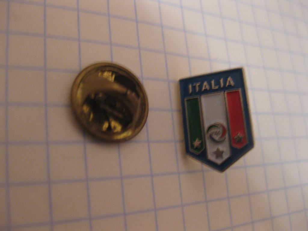 значок - федерация - Италия - футбол